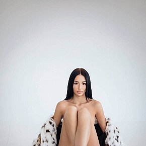 LyannaRose Superpeituda escort in Warsaw offers Beijo francês services