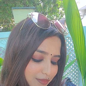 Ayushi Menue escort in 