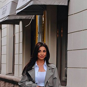 Launi escort in Dubai