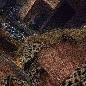 Nicole Super-culo escort in Abu Dhabi offers Padrona (soft) services