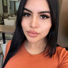 Fiorella Großer Hintern escort in  offers Girlfriend Experience (GFE) services