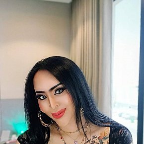 Reema Großer Busen escort in Riyadh