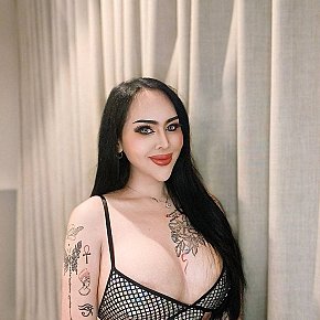 Reema Großer Busen escort in Riyadh