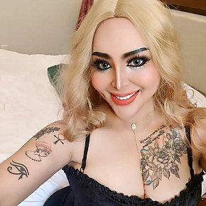 Reema Großer Busen escort in Riyadh