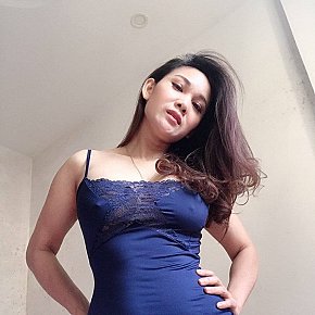 Linh-Vu Mature escort in Hanoi