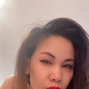 Linh-Vu Mature escort in Hanoi