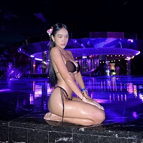 Lamina escort in Phuket offers Beijar services