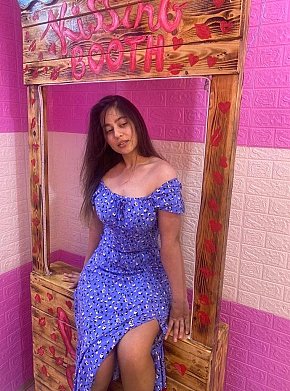 Nura escort in  offers Masaje sensual de cuerpo completo
 services