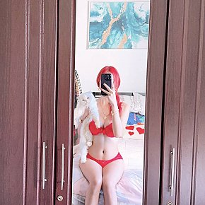 Hyun-Mi Modèle/Ex-modèle escort in Manila offers Experience 