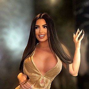 Alima Superbunduda escort in Dubai
