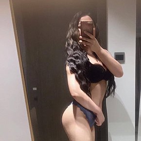 Jazzy escort in Manama offers Masaj Senzual Integral services