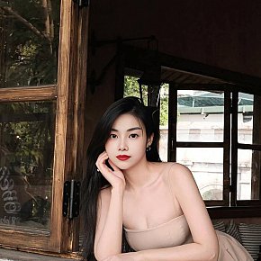 Peony Student(in) escort in Hanoi offers In den Mund spritzen services