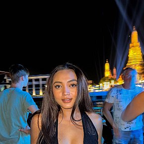 Island-Babe escort in Kuta Bali offers Experiência com garotas (GFE) services