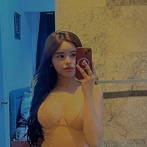 sweet-girl Tetas Enormes escort in Manila