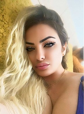 Nur escort in Kyrenia