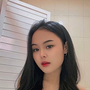 Sabrina-Julie Pequeña Y Delgada escort in Kuta Bali