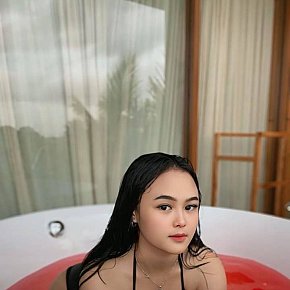 Sabrina-Julie Pequeña Y Delgada escort in Kuta Bali