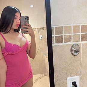 Halen Model/Ex-Model escort in Manama offers Sklave (hart) services
