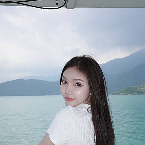 FeeFiee escort in Chiang Mai offers Experiência com garotas (GFE) services