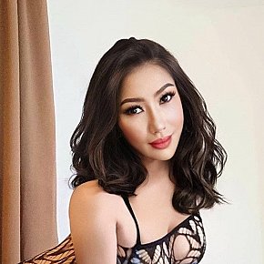 Karla escort in Kuala Lumpur offers Girlfriend Experience (GFE) services
