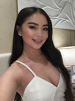 Kim escort in  offers Maîtresse (soft) services