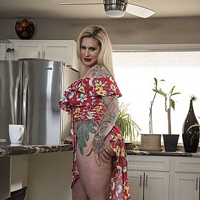 Dinnah Ganz Natürlich escort in Bristol offers Blowjob ohne Kondom services