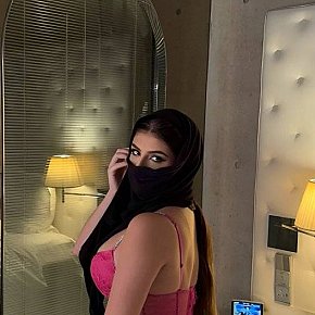 Samira-Armarni Super Booty
 escort in Singapore City offers Rimming (give) services