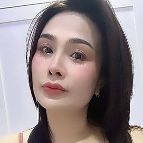 Cherry escort in  offers Footjob services