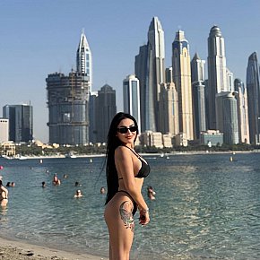 Emily Modèle/Ex-modèle escort in Dubai offers Experience 