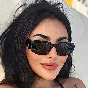 Emily Modèle/Ex-modèle escort in Dubai offers Experience 