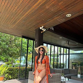 Jhaira escort in Manila offers Position 69 services