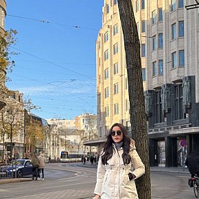 Jhaira escort in Manila offers Position 69 services