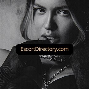 Carolina escort in Athens offers Experiência com garotas (GFE) services