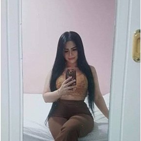 Ammy escort in Doha offers Ganzkörpermassage services