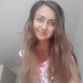 Lina Fitness Girl escort in Pattaya offers Dirtytalk services