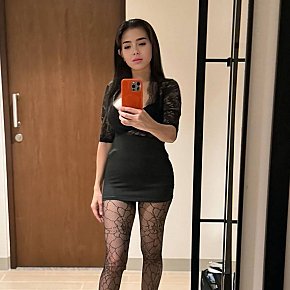 Melissa escort in  offers Pornostar Experience (PSE) services