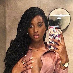 Lizzy-Bliss escort in Abu Dhabi