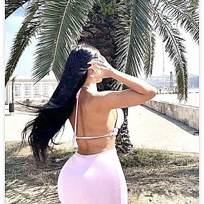 Vibrant-model-girl Modella/Ex-modella escort in Makati