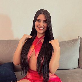 Latin-Goddess Super Gros Cul escort in  offers Gorge profonde services