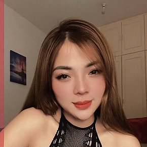 Cherry escort in Dubai offers Analsex services