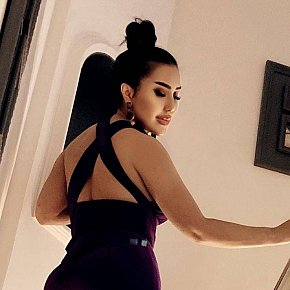 Karina Super Gros Seins escort in  offers Lécher l'anus (actif) services