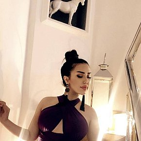 Karina Super Gros Seins escort in  offers Lécher l'anus (actif) services