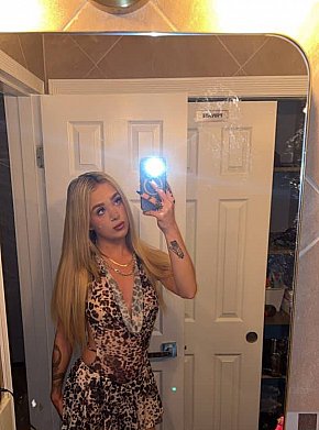 Rachel Model/Ex-Model escort in  offers Girlfriend Experience (GFE) services