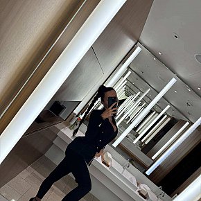 Khloe Vip Escort escort in Vienna