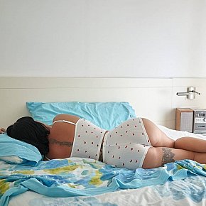 Nora Model/Ex-Model escort in Dubai offers BDSM services