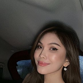 Ashley escort in Singapore City offers Kissing services