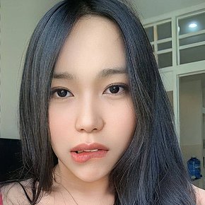 Mina escort in Manila offers Vídeos privados services