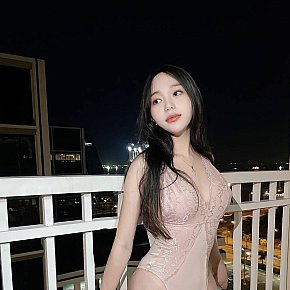 Mina escort in Manila offers Sex cam services