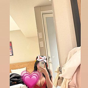 Mina escort in Manila offers Vídeos privados services