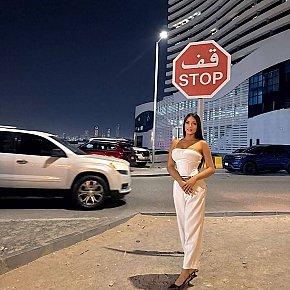 Sofi Completamente Naturale escort in Abu Dhabi offers Pompino senza preservativo services